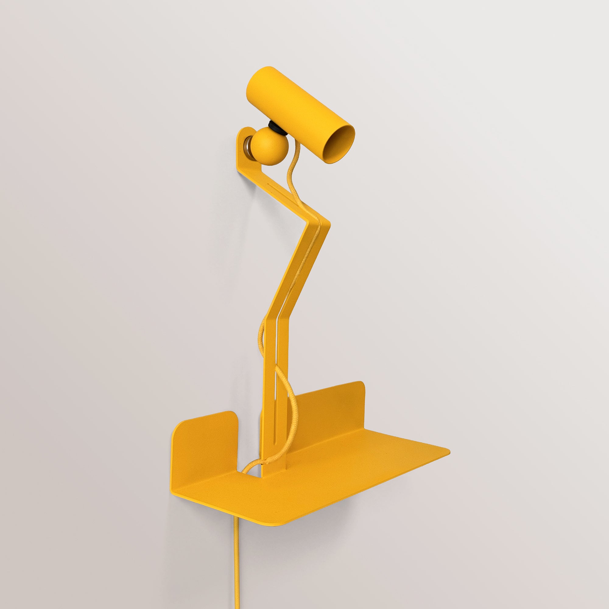 Lampada da parete con mensola, faretto magnetico orientabile e spina UK - Murio Tubo - Giallo