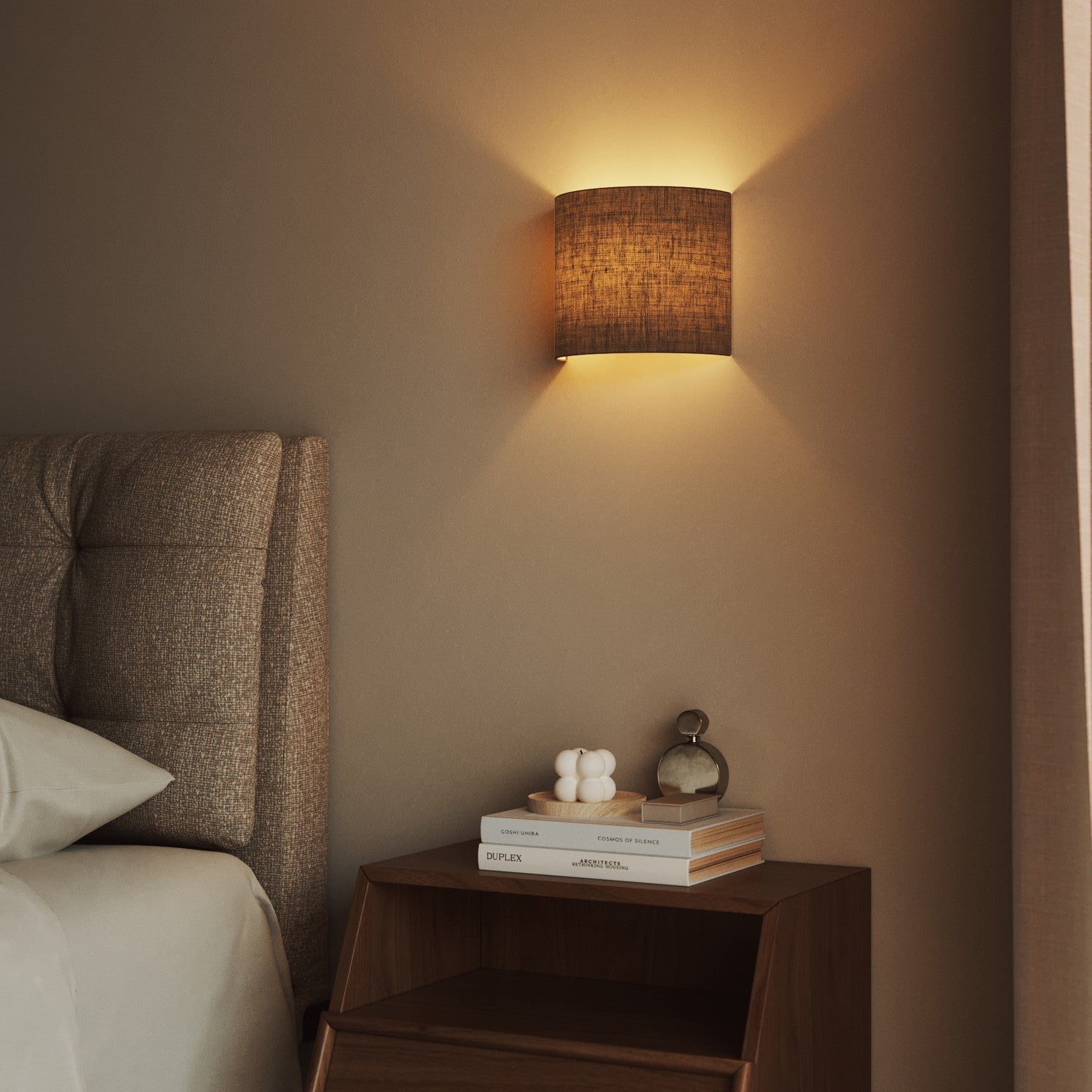 Applique Ventola con paralume in tessuto Camelot marrone - Made in Italy