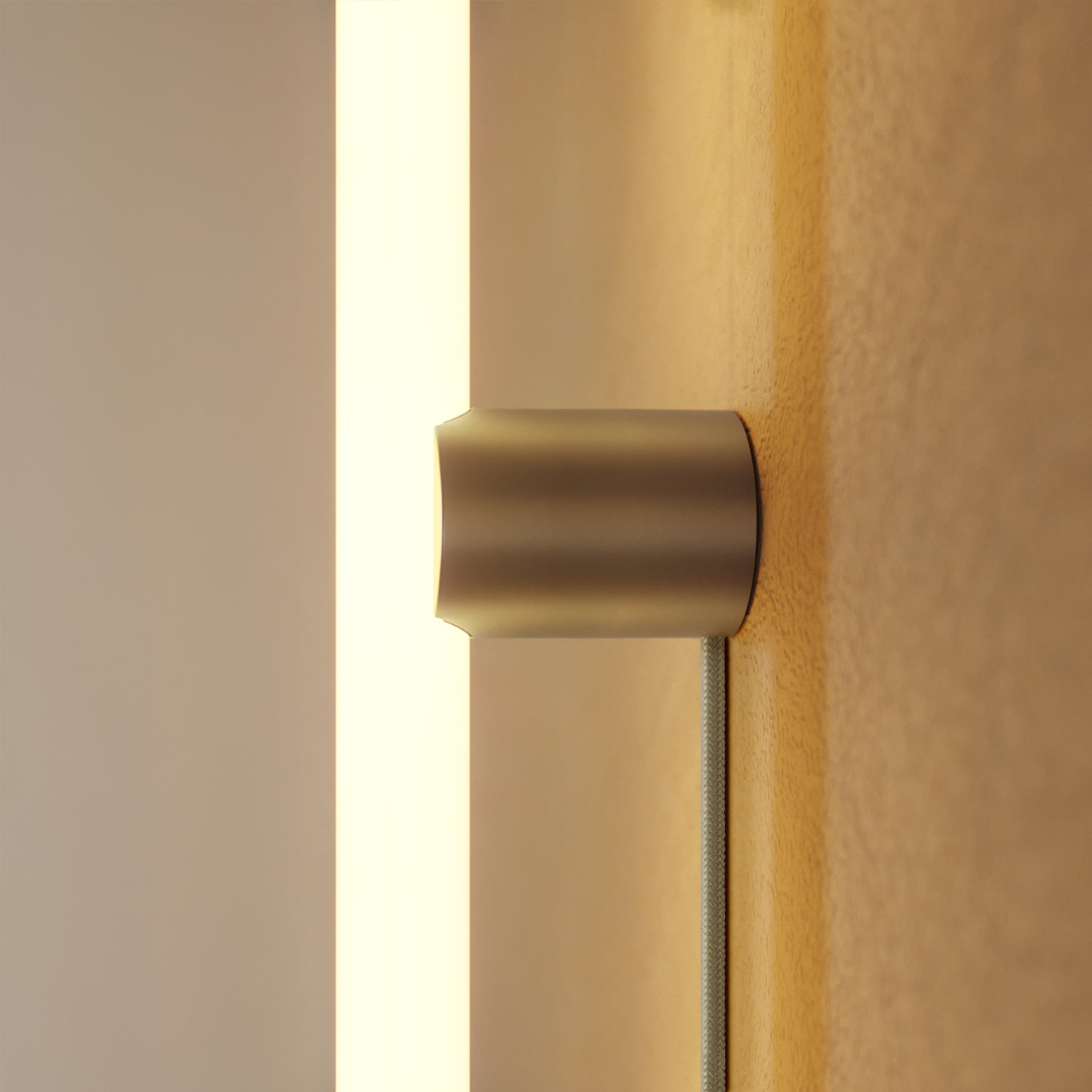 Lampada con spina UK con finitura metallica e lampadina LED lineare S14d - Titanio satinato