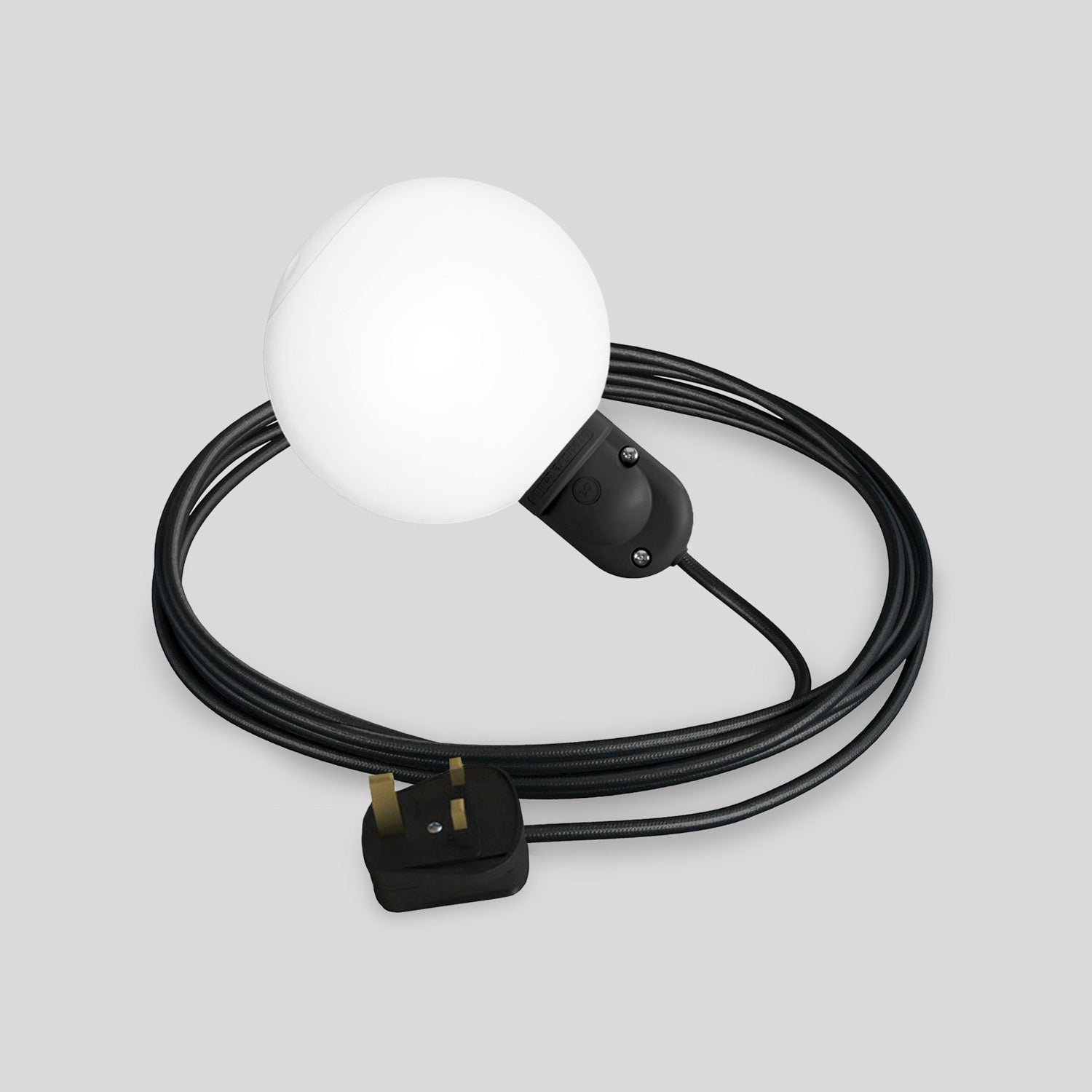 Lampada da esterno Modulair IP65 con spina UK, paralume infrangibile Unbreak-a-Ball e cavo SM04