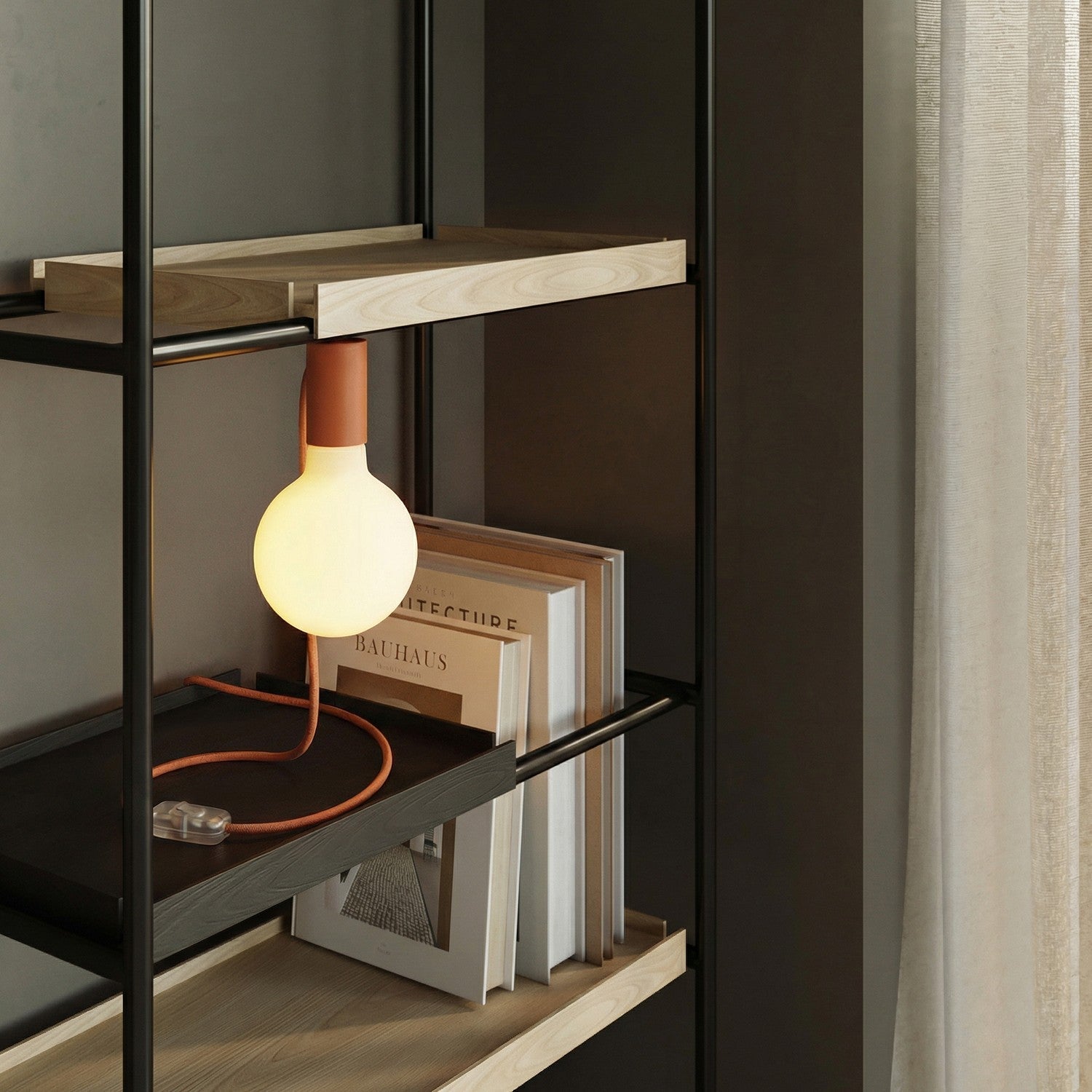 Lampada magnetica plug-in con attacco E27 e spina UK - Arancione