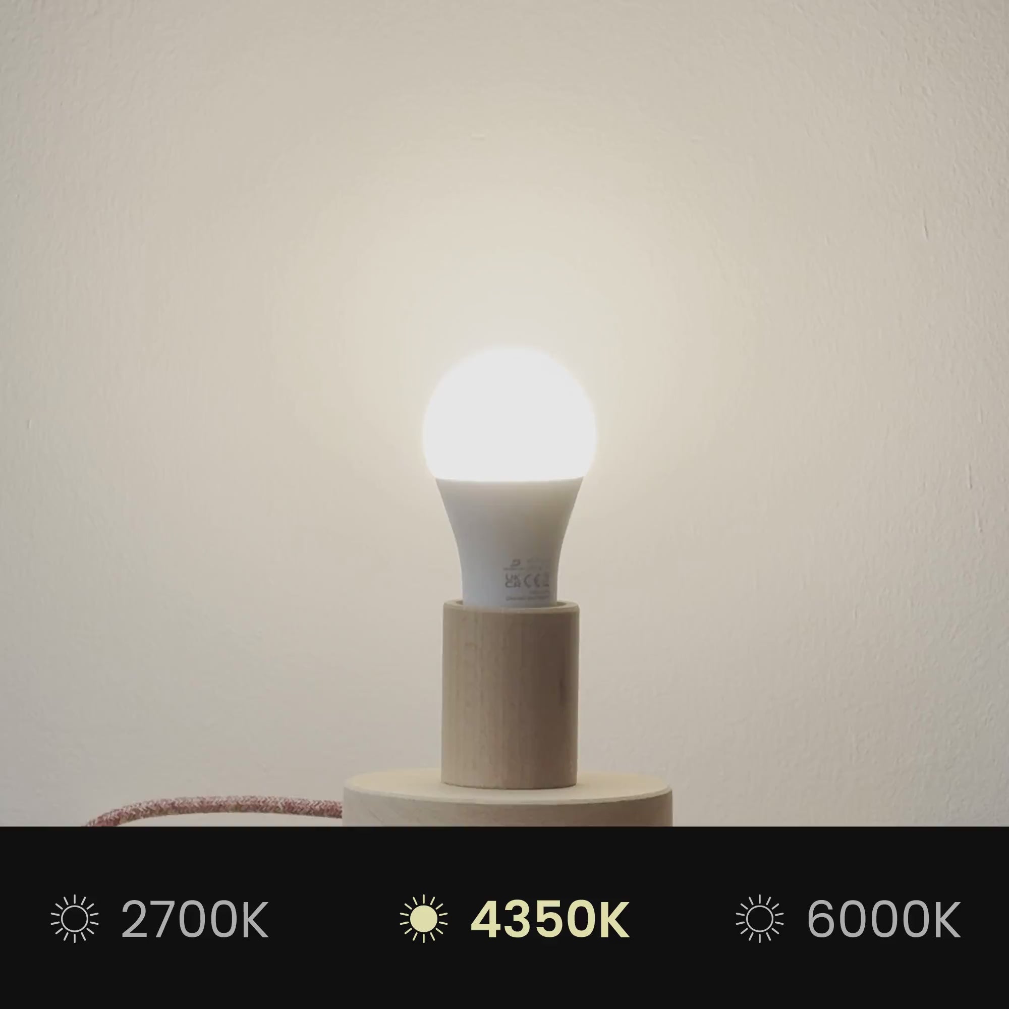 Load video: Ventola wall light with Arenal gold fabric lampshade - Made in Italy