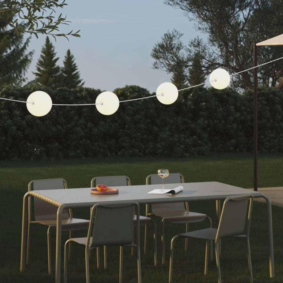 Load video: For outdoor projects with specific requirements, we can develop tailor-made configurations with different finishes, numbers of light points, and custom layouts, designed to fit your environment precisely.