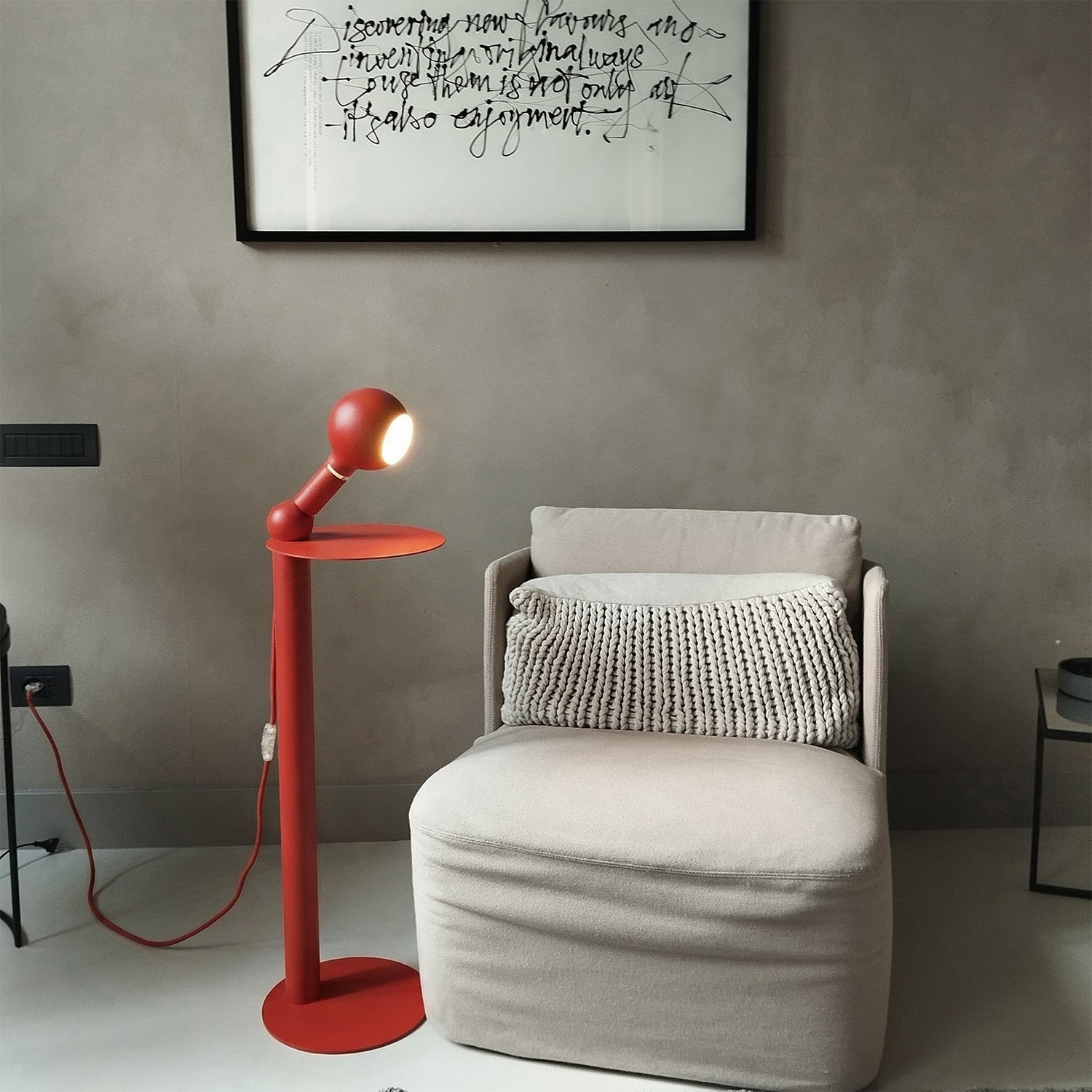 Rocco - Lampada da terra con spina UK e lampadina Camo - Rosso